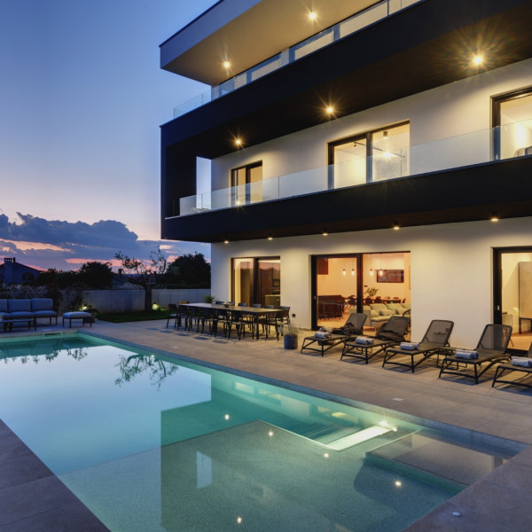 Villa Aquarius, Villa Aquarius and Villa Ines, Pula - Istria, with heated pools Pula