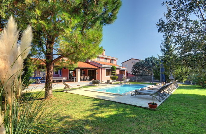 Villa Ines - exterior, Villa Aquarius and Villa Ines, Pula - Istria, with heated pools Pula