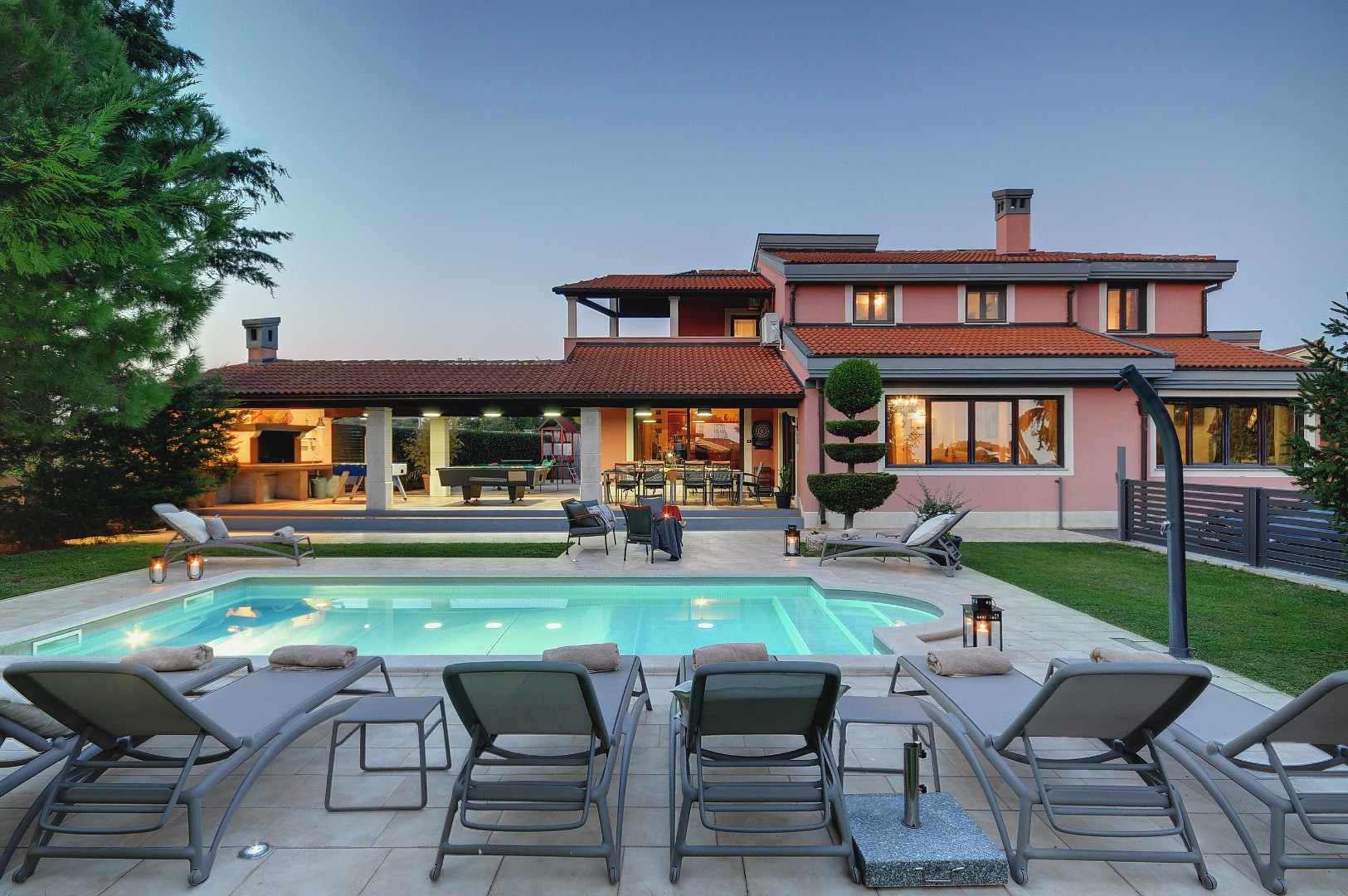 Villa Ines & Villa Aquarius - Luxury accommodation for a relaxing holiday with loved ones, Villa Aquarius and Villa Ines, Pula - Istria, with heated pools Pula